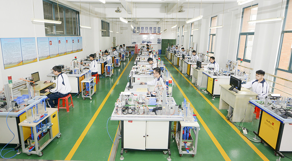 可编程序控制系统设计师实训中心